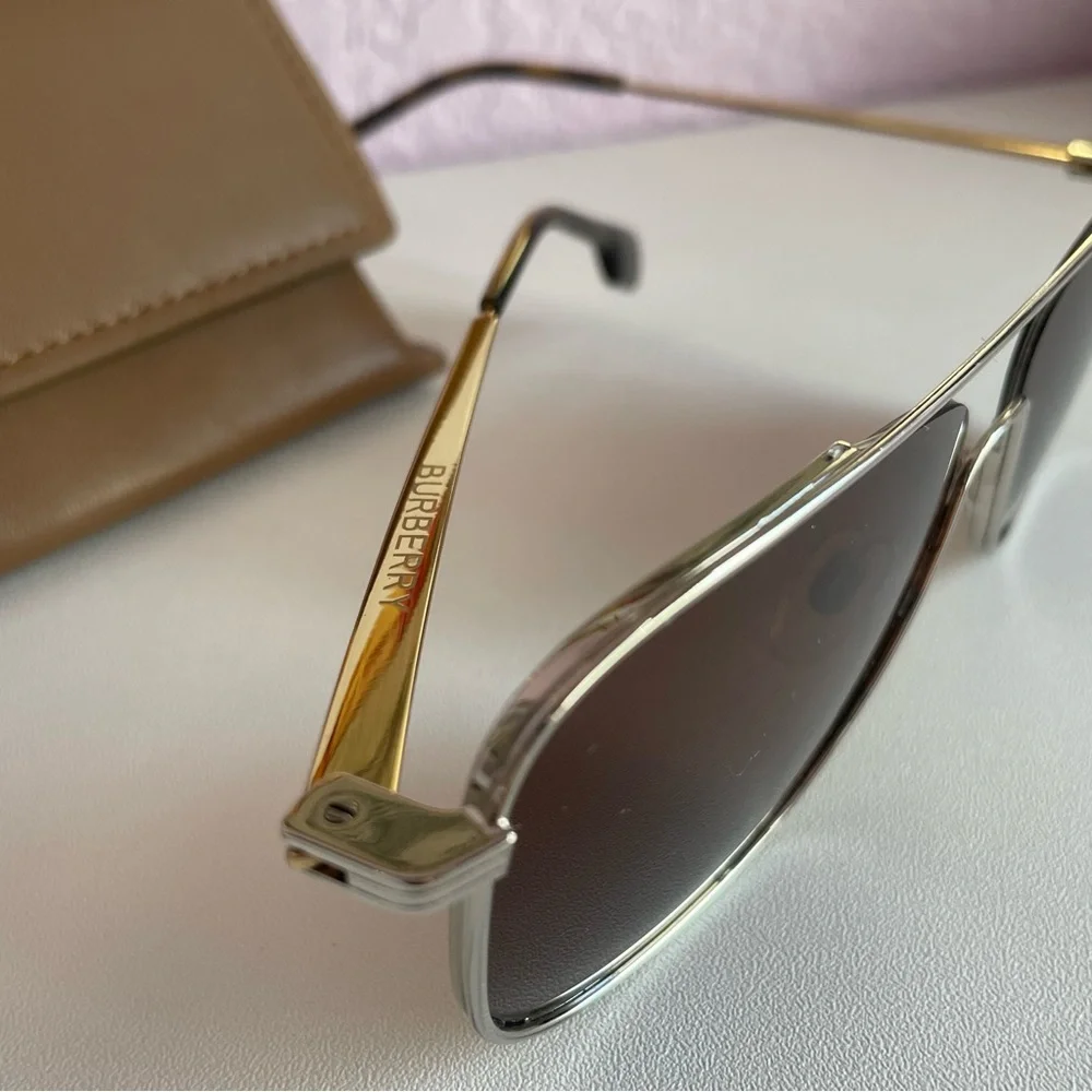 Burberry B-3112 Sunglasses – Brown Gradient | Excellent Condition | Case Include